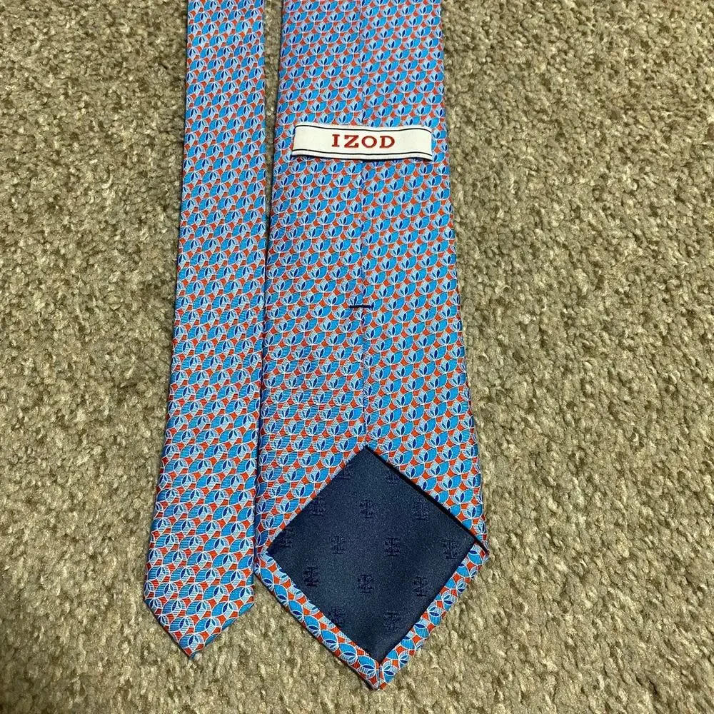 Izod Silk Tie Mens Blue Geometric Formal Wedding Office Ivy Prep AOP